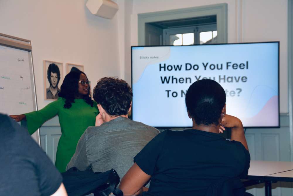 Setting up a Rise and Thrive session in Zürich